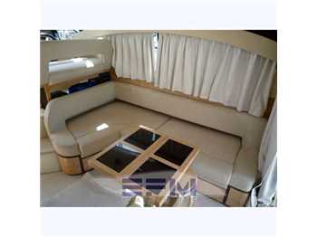 Azimut spa 38 fly