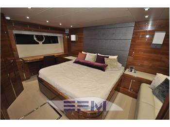 SUNSEEKER PREDATOR 68