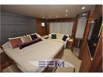 SUNSEEKER PREDATOR 68