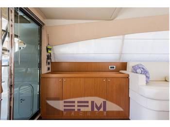 FERRETTI 510