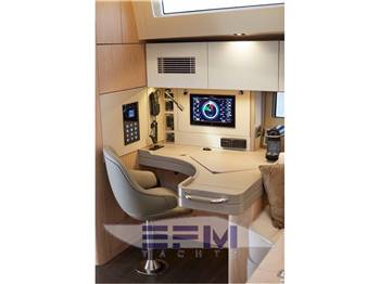 BENETEAU OCEANIS YACHT 62