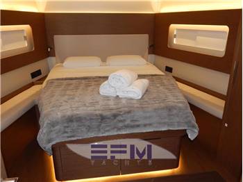 BENETEAU 54 OCEANIS YACHT