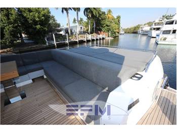 SUNSEEKER PREDATOR 74