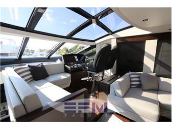 SUNSEEKER PREDATOR 74