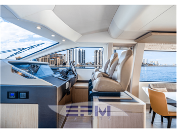 AZIMUT 72