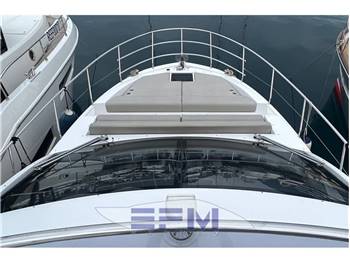 AZIMUT BENETTI 50 FLY