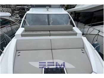 AZIMUT BENETTI 50 FLY