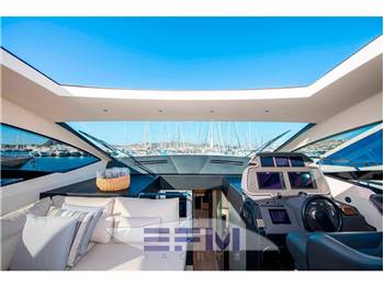 PERSHING 70