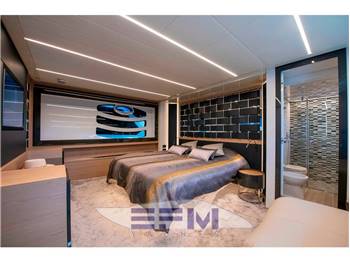 PERSHING 70