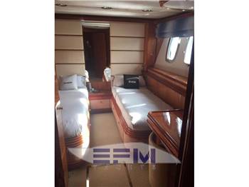 SUNSEEKER 105 MOTOR YACHT