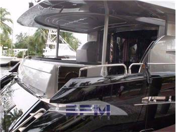 SUNSEEKER 105 MOTOR YACHT