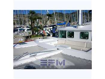 Lagoon 440 fly armatore