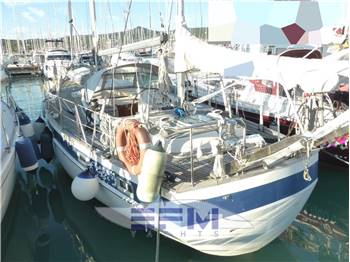HALLBERG  RASSY 42  KETCH