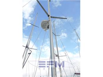 HALLBERG  RASSY 42  KETCH