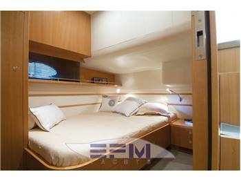 UNIESSE 57 HT