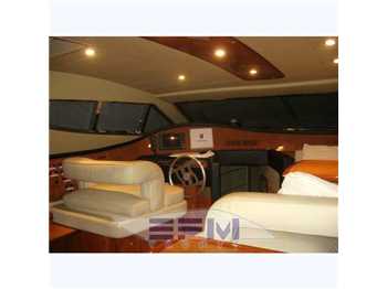 Ferretti 620