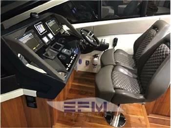 SUNSEEKER MANHATTAN 55