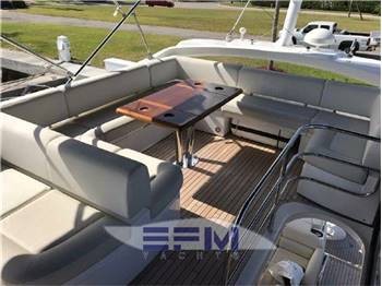 SUNSEEKER MANHATTAN 55