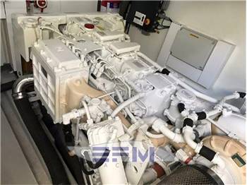 SUNSEEKER MANHATTAN 55