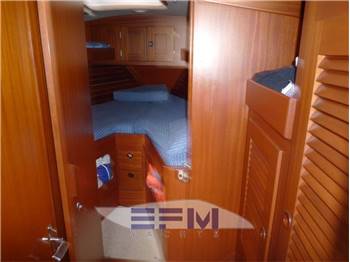 Hallberg rassy 352