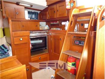 Hallberg rassy 352