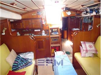 Hallberg rassy 352