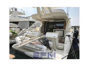 FERRETTI 510  FLY
