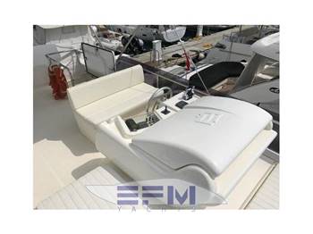 FERRETTI 510  FLY