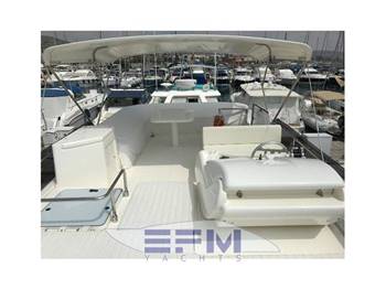 FERRETTI 510  FLY
