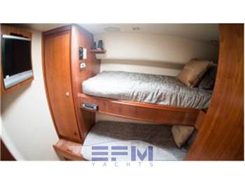 BERTRAM 630 CONVERTIBLE