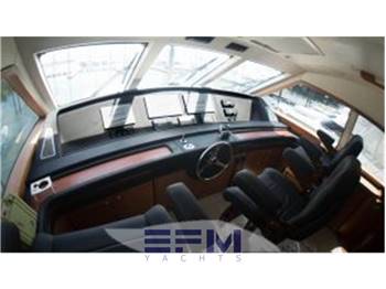 BERTRAM 630 CONVERTIBLE