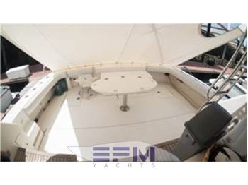 BERTRAM 630 CONVERTIBLE