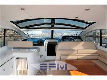 SUNSEEKER PREDATOR 60