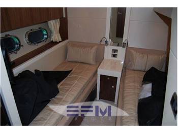 SUNSEEKER PREDATOR 60