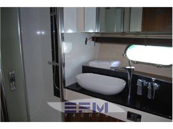SUNSEEKER PREDATOR 60