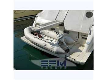 Ferretti 53