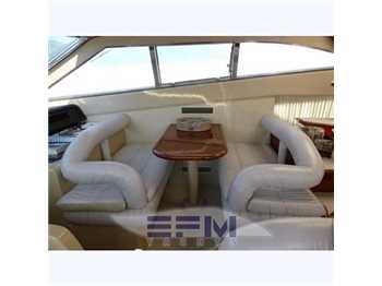 Ferretti 53