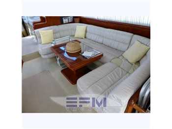 Ferretti 53