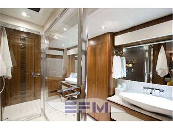 SUNSEEKER 115 SPORT YACHT