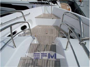 SUNSEEKER 115 SPORT YACHT