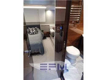 PRINCESS YACHTS F62