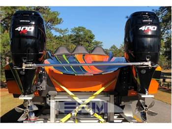 SMART MARINE BOATS PHOENIX 32XPR CAT.