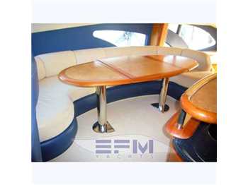Azimut 62 fly