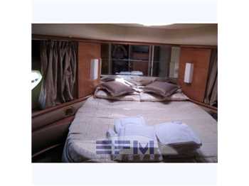 Azimut 62 fly