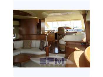 Azimut 62 fly