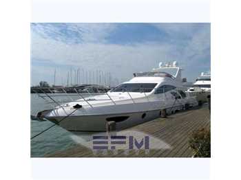 Azimut 62 fly