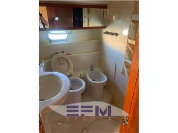 FERRETTI 57