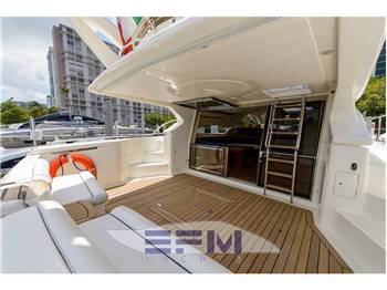 FERRETTI 57