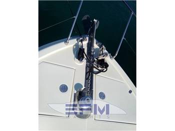 FERRETTI 57
