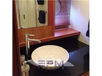 SUNSEEKER 63 MANHATTAN
